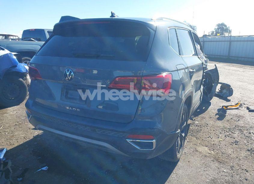Photo 4 of 2023 Volkswagen Taos 1.5T SE (VIN 3VVSX7B26PM302090)