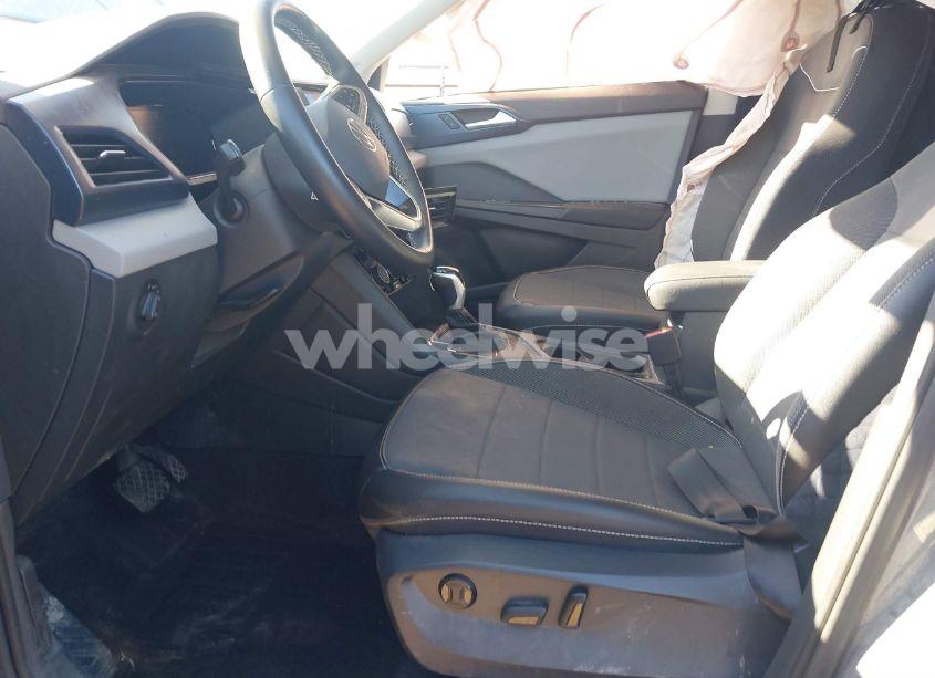 Photo 5 of 2023 Volkswagen Taos 1.5T SE (VIN 3VVSX7B26PM302090)