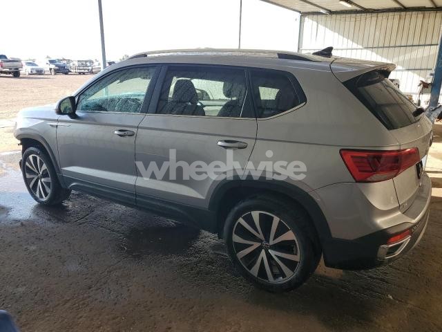 Photo 10 of 2024 VOLKSWAGEN TAOS SE N/A (VIN 3VVSX7B26RM008434)
