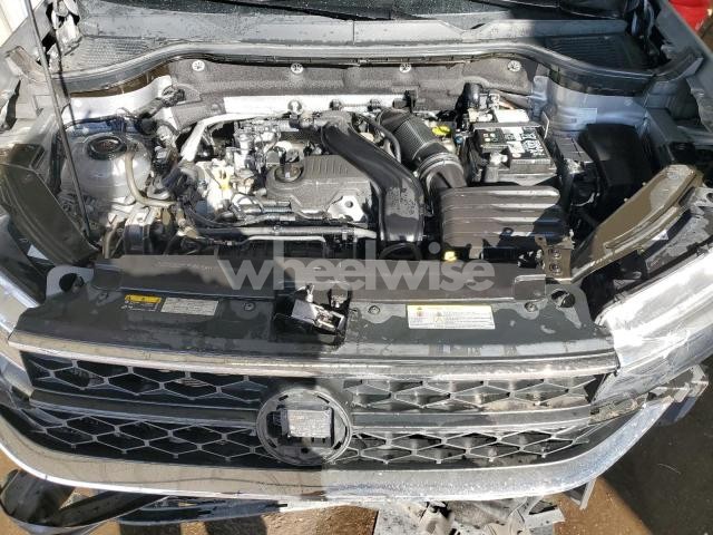 Photo 2 of 2024 VOLKSWAGEN TAOS SE N/A (VIN 3VVSX7B26RM008434)