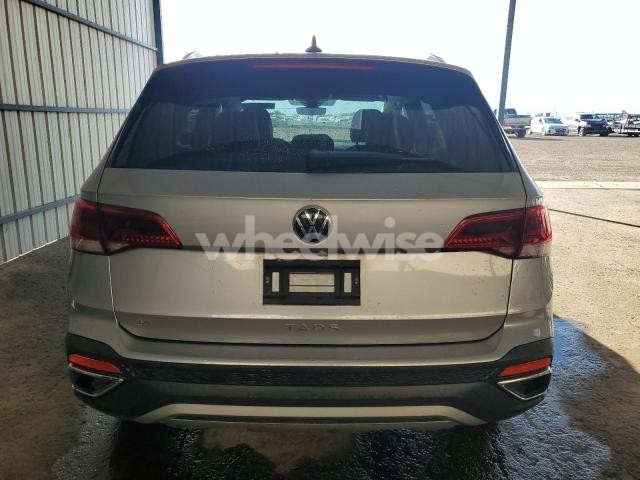 Photo 4 of 2024 VOLKSWAGEN TAOS SE N/A (VIN 3VVSX7B26RM008434)