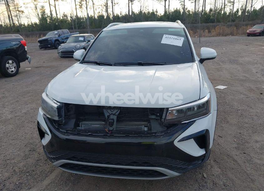 Photo 12 of 2024 Volkswagen Taos 1.5T SE (VIN 3VVSX7B26RM120036)