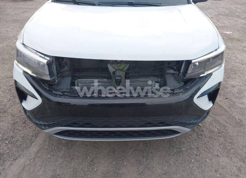 Photo 6 of 2024 Volkswagen Taos 1.5T SE (VIN 3VVSX7B26RM120036)