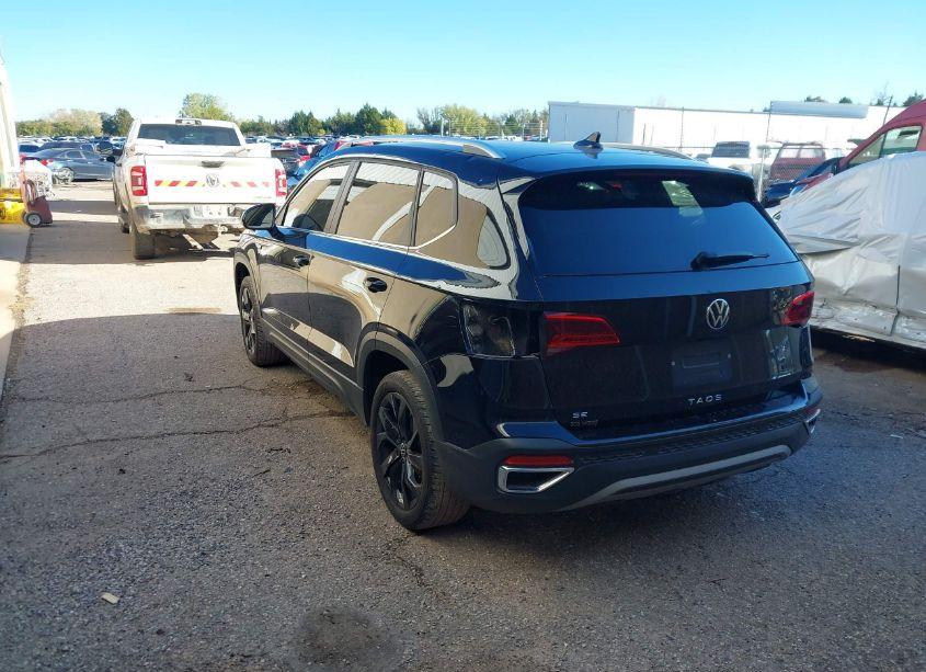 Photo 3 of 2023 Volkswagen Taos 1.5T SE (VIN 3VVSX7B27PM313843)