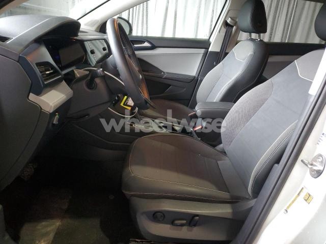 Photo 4 of 2024 VOLKSWAGEN TAOS SE N/A (VIN 3VVSX7B27RM045847)