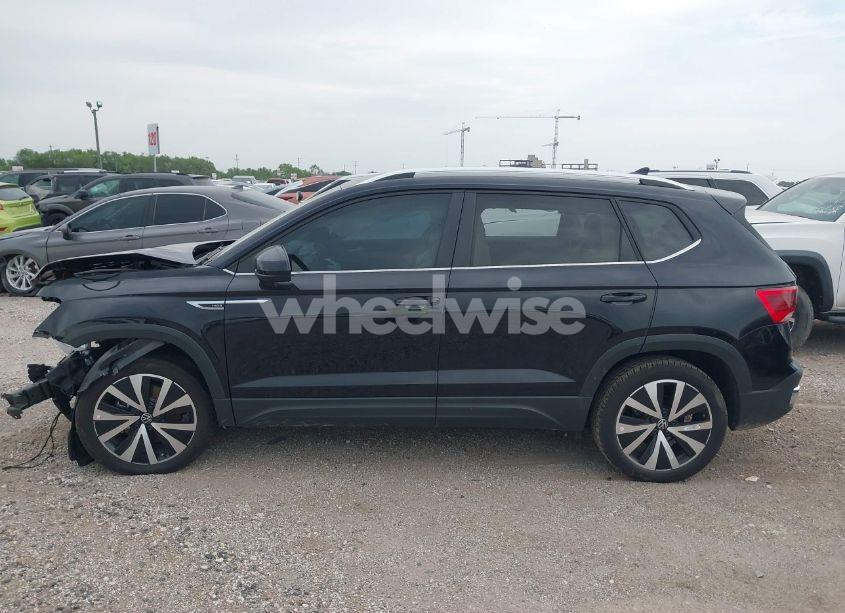Photo 15 of 2024 Volkswagen Taos SE (VIN 3VVSX7B27RM064253)