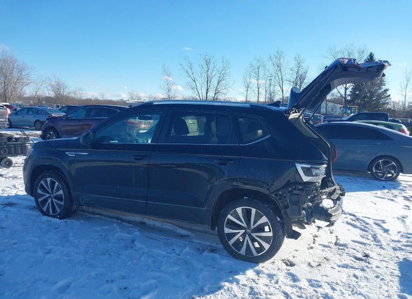 Photo 15 of 2024 Volkswagen Taos 1.5T SE (VIN 3VVSX7B27RM092781)