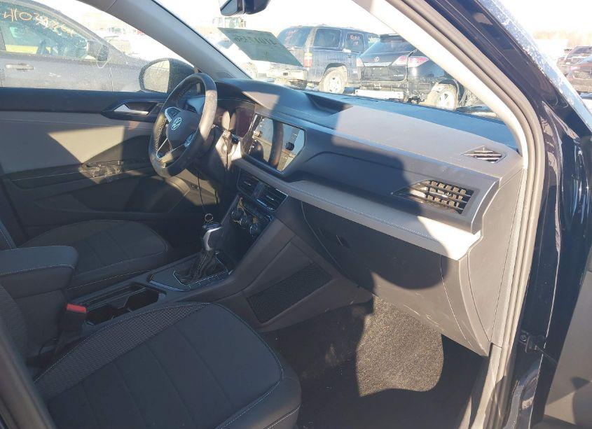 Photo 5 of 2024 Volkswagen Taos 1.5T SE (VIN 3VVSX7B27RM092781)