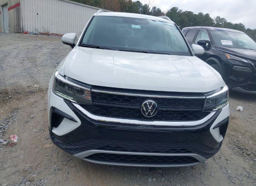 Photo 12 of 2024 Volkswagen Taos 1.5T SE (VIN 3VVSX7B27RM118599)