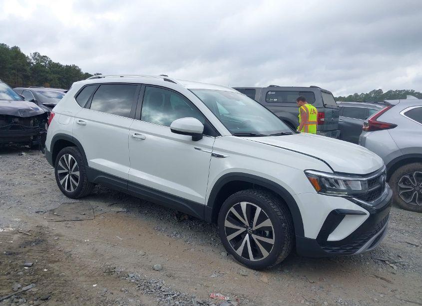 Photo 13 of 2024 Volkswagen Taos 1.5T SE (VIN 3VVSX7B27RM118599)