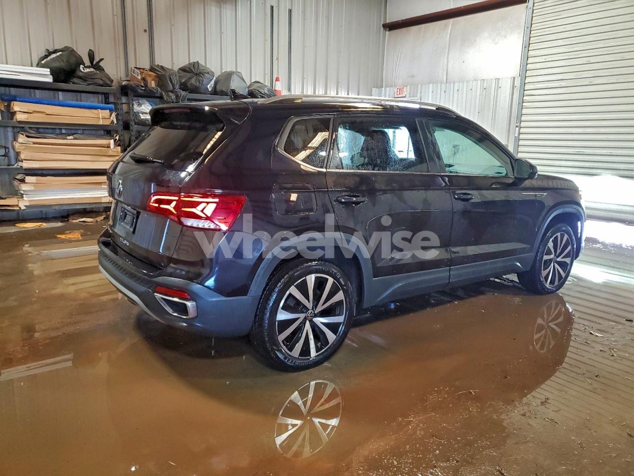 Photo 3 of 2024 VOLKSWAGEN TAOS SE (VIN 3VVSX7B28RM008273)