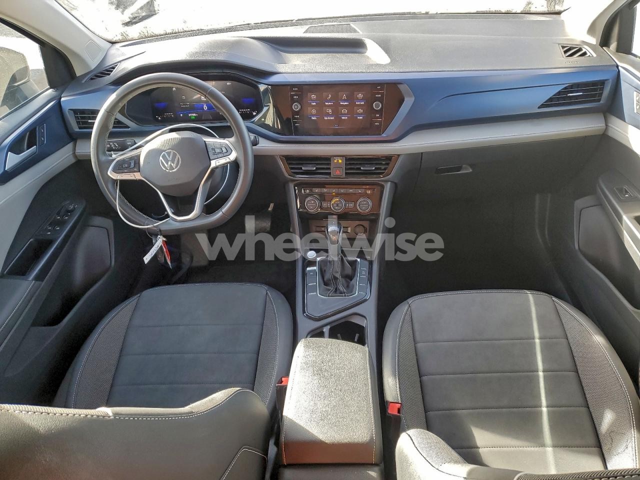 Photo 8 of 2024 VOLKSWAGEN TAOS SE (VIN 3VVSX7B28RM008273)