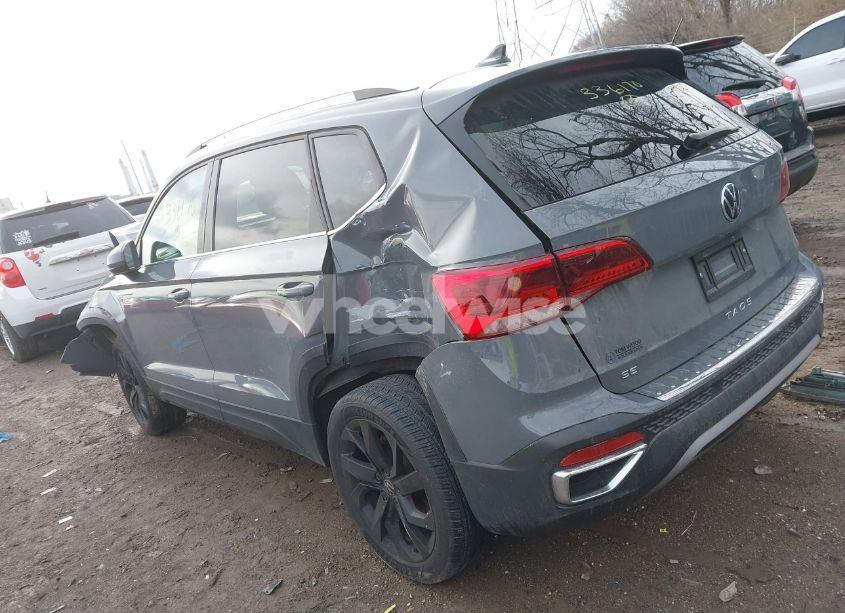 Photo 3 of 2023 Volkswagen Taos 1.5T SE (VIN 3VVSX7B29PM336170)