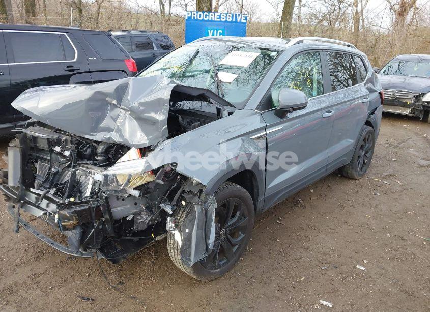 Photo 6 of 2023 Volkswagen Taos 1.5T SE (VIN 3VVSX7B29PM336170)