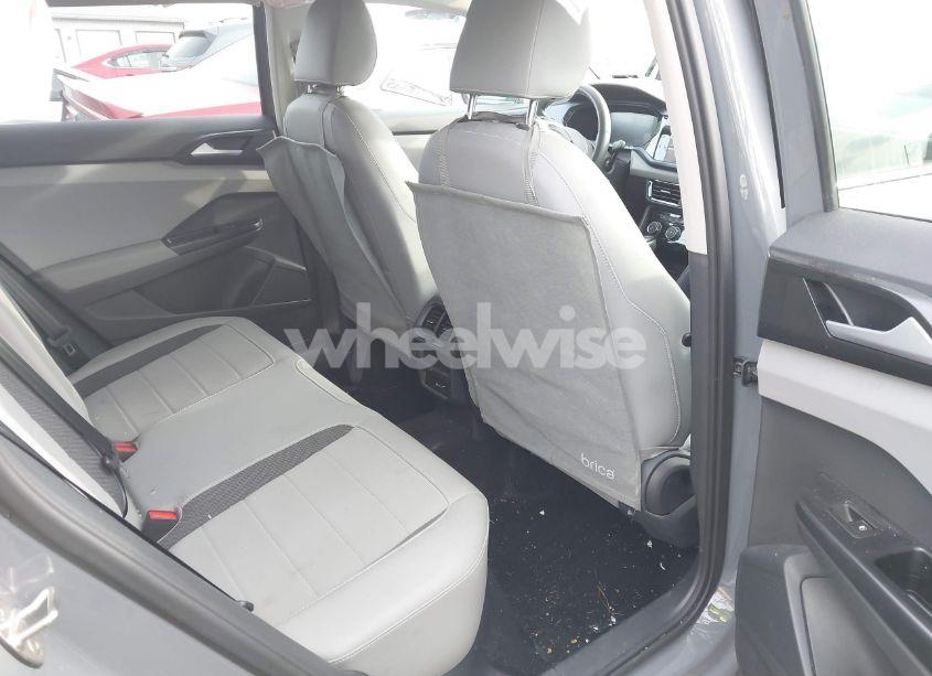 Photo 8 of 2023 Volkswagen Taos 1.5T SE (VIN 3VVSX7B29PM336170)