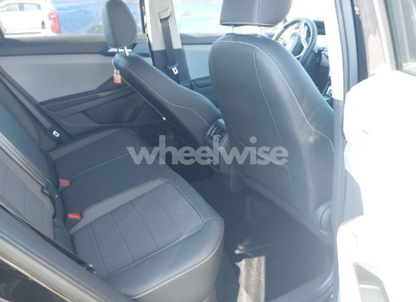 Photo 8 of 2024 Volkswagen Taos 1.5T SE (VIN 3VVSX7B29RM004541)