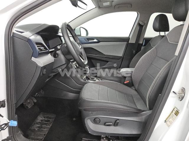 Photo 12 of 2024 VOLKSWAGEN TAOS SE N/A (VIN 3VVSX7B29RM047647)