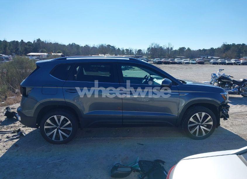 Photo 14 of 2024 Volkswagen Taos 1.5T SE (VIN 3VVSX7B29RM102968)