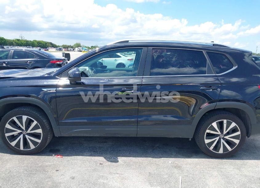 Photo 14 of 2024 Volkswagen Taos 1.5T SE (VIN 3VVSX7B29RM119270)