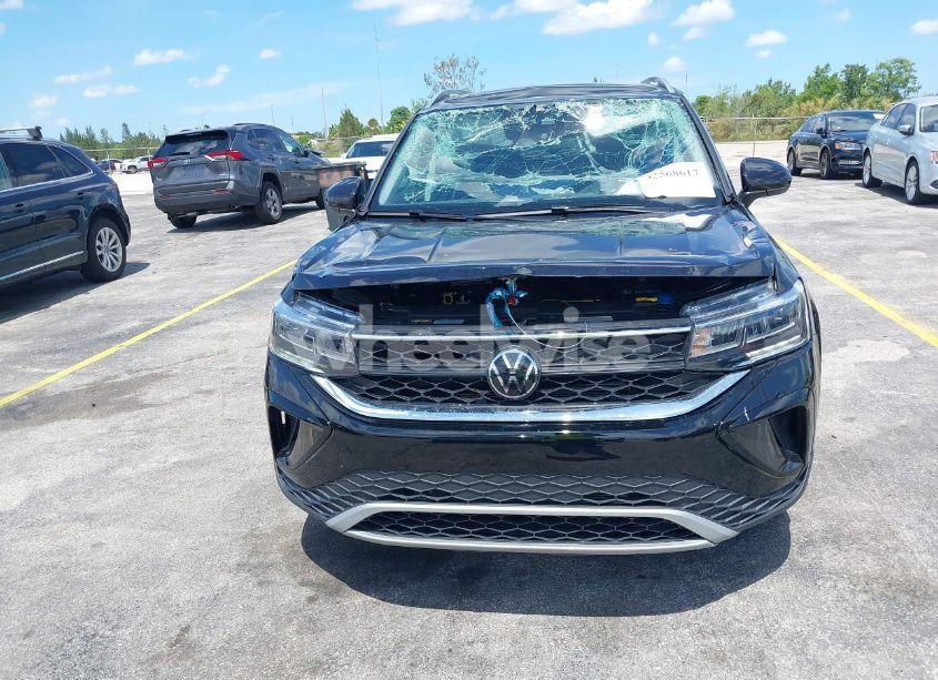 Photo 6 of 2024 Volkswagen Taos 1.5T SE (VIN 3VVSX7B29RM119270)