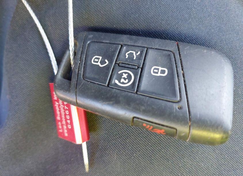 Photo 11 of 2022 Volkswagen Taos 1.5T SE (VIN 3VVSX7B2XNM095703)