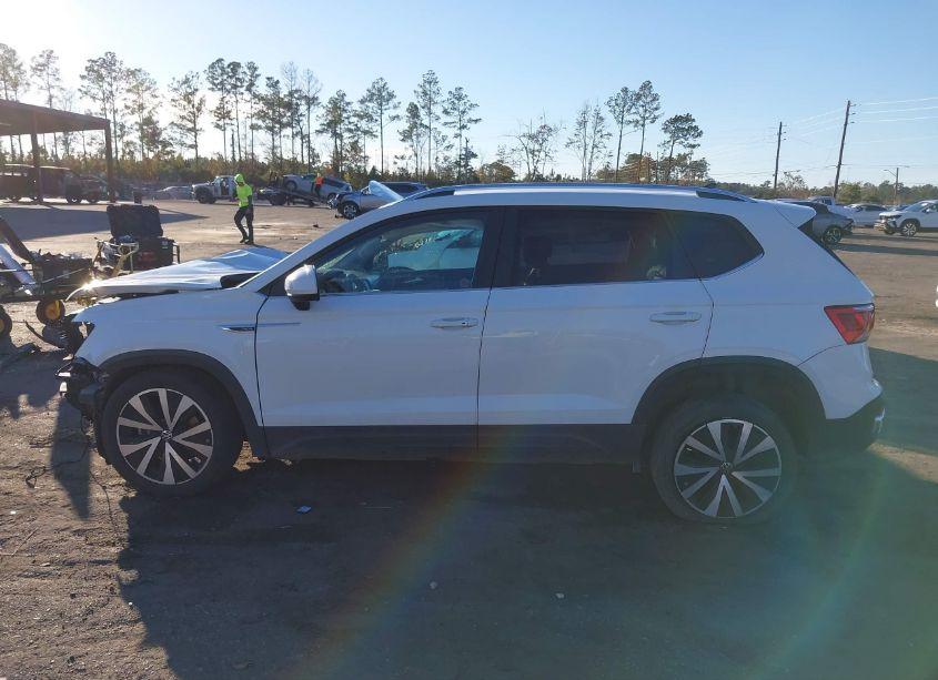 Photo 14 of 2022 Volkswagen Taos 1.5T SE (VIN 3VVSX7B2XNM095703)