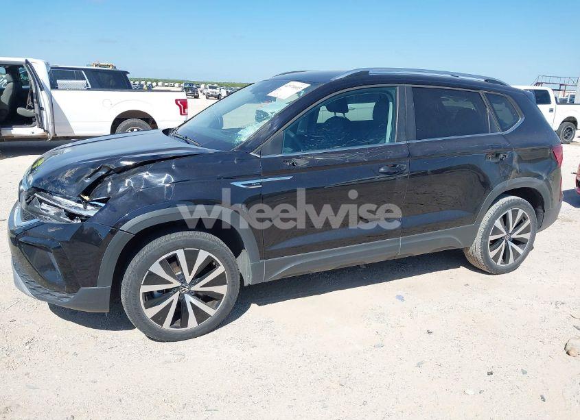 Photo 6 of 2024 Volkswagen Taos 1.5T SE (VIN 3VVSX7B2XRM009974)