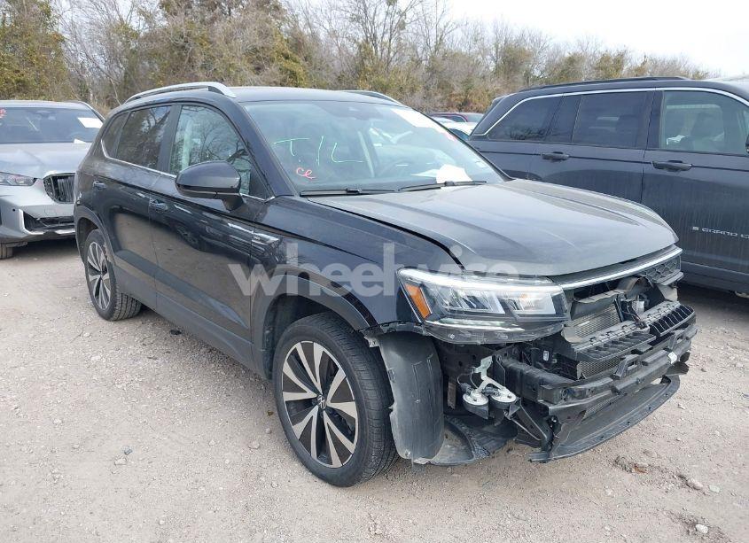 2024 Volkswagen Taos 1.5T SE (VIN 3VVSX7B2XRM027651) main photo