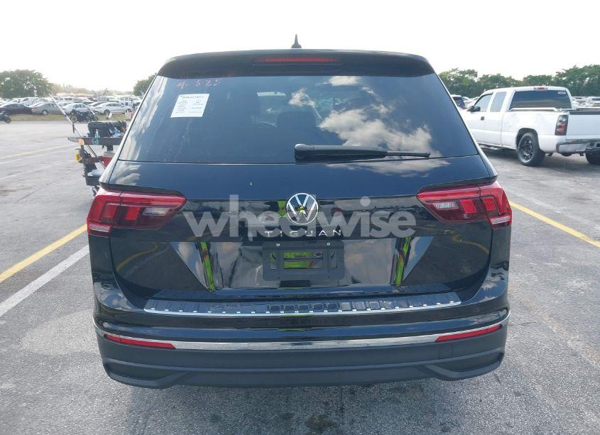 Photo 17 of 2024 Volkswagen Tiguan 2.0T WOLFSBURG EDITION (VIN 3VVTB7AX6RM218502)