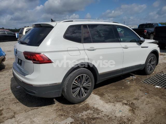Photo 11 of 2024 VOLKSWAGEN TIGUAN WOLFSBURG N/A (VIN 3VVTB7AX9RM217926)