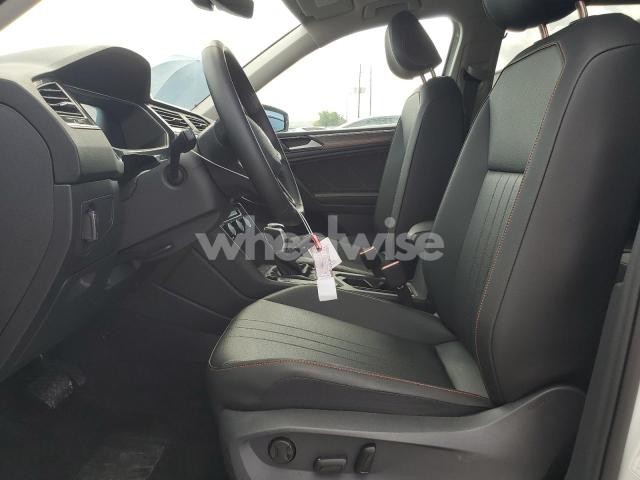 Photo 12 of 2024 VOLKSWAGEN TIGUAN WOLFSBURG N/A (VIN 3VVTB7AX9RM217926)