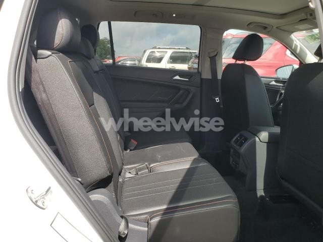 Photo 2 of 2024 VOLKSWAGEN TIGUAN WOLFSBURG N/A (VIN 3VVTB7AX9RM217926)