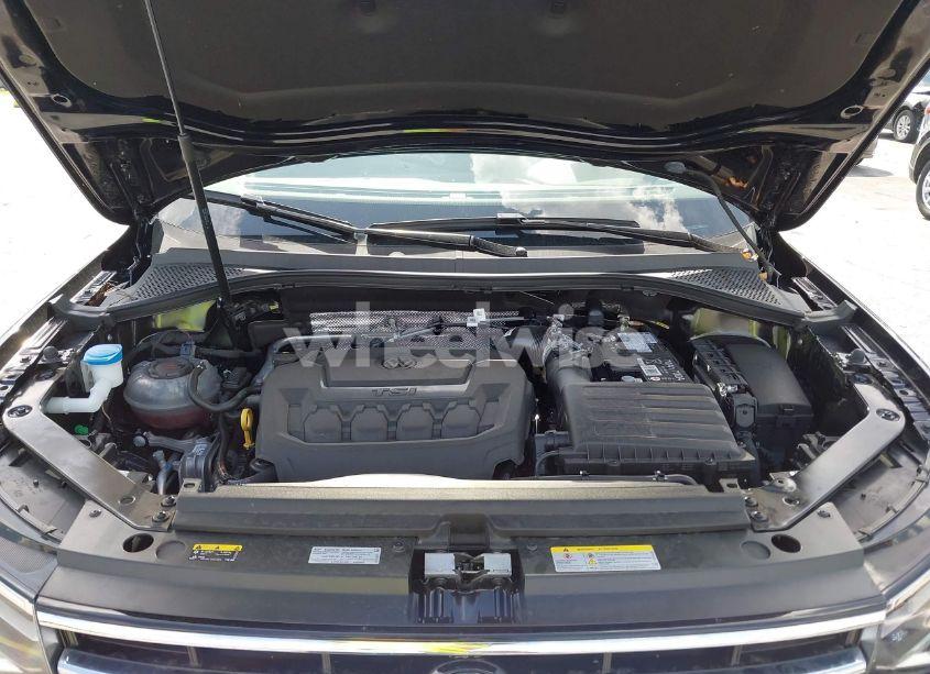 Photo 10 of 2024 Volkswagen Tiguan 2.0T WOLFSBURG EDITION (VIN 3VVTB7AX9RM218526)