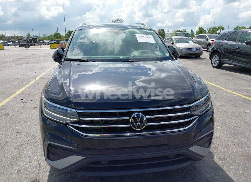 Photo 12 of 2024 Volkswagen Tiguan 2.0T WOLFSBURG EDITION (VIN 3VVTB7AX9RM218526)