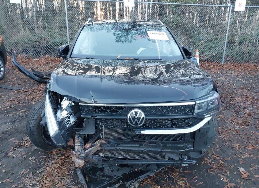 Photo 13 of 2022 Volkswagen Taos 1.5T SE (VIN 3VVTX7B20NM058132)