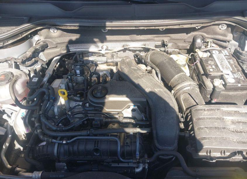 Photo 10 of 2022 Volkswagen Taos 1.5T SE (VIN 3VVTX7B21NM074016)