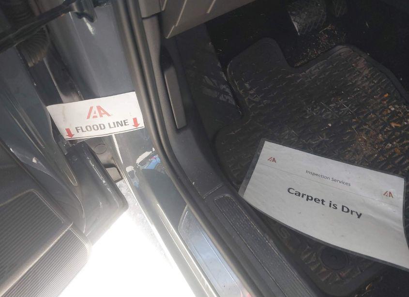 Photo 6 of 2022 Volkswagen Taos 1.5T SE (VIN 3VVTX7B21NM074016)