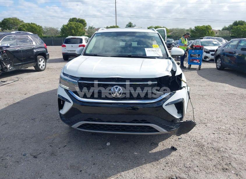 Photo 13 of 2022 Volkswagen Taos 1.5T SE (VIN 3VVTX7B26NM086209)