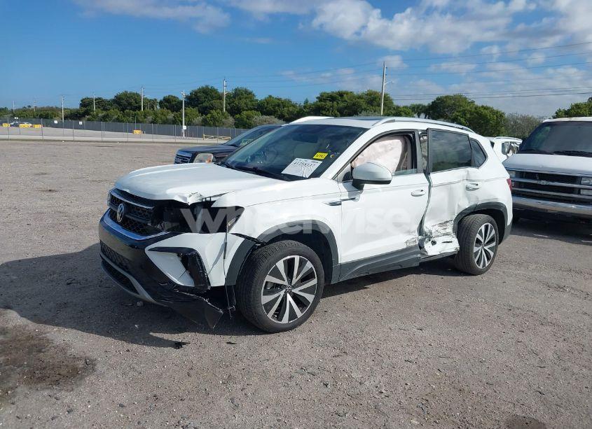 Photo 6 of 2022 Volkswagen Taos 1.5T SE (VIN 3VVTX7B26NM086209)