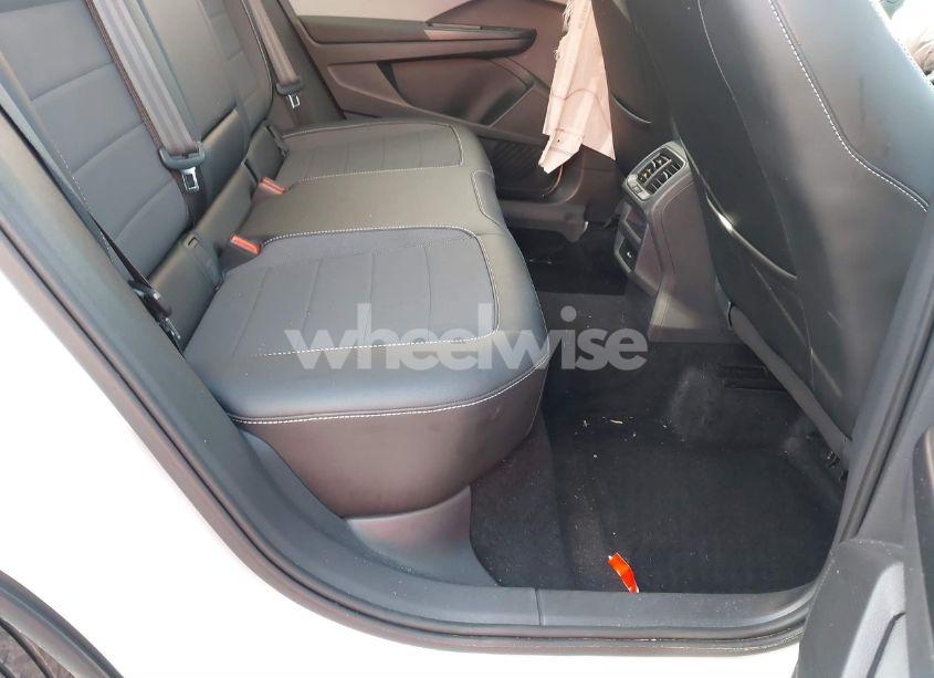 Photo 8 of 2022 Volkswagen Taos 1.5T SE (VIN 3VVTX7B2XNM025588)