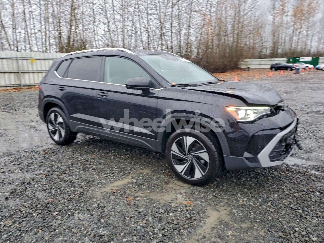 Photo 4 of 2026 VOLKSWAGEN TAOS SE N/A (VIN 3VVUC7B29TM002641)