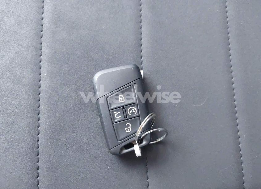 Photo 11 of 2024 Volkswagen Taos 1.5T SE (VIN 3VVUX7B23RM063805)