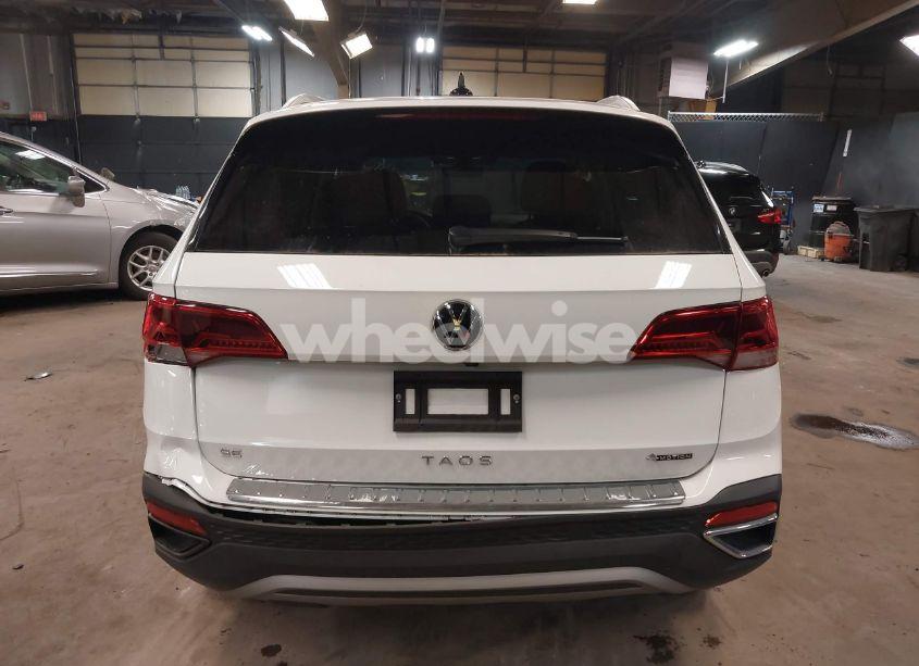 Photo 16 of 2024 Volkswagen Taos 1.5T SE (VIN 3VVUX7B25RM013259)