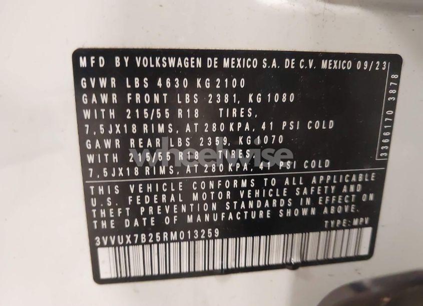 Photo 9 of 2024 Volkswagen Taos 1.5T SE (VIN 3VVUX7B25RM013259)