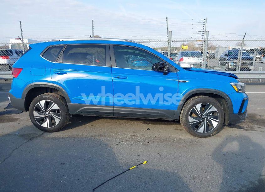 Photo 12 of 2024 Volkswagen Taos 1.5T SE (VIN 3VVUX7B25RM039537)