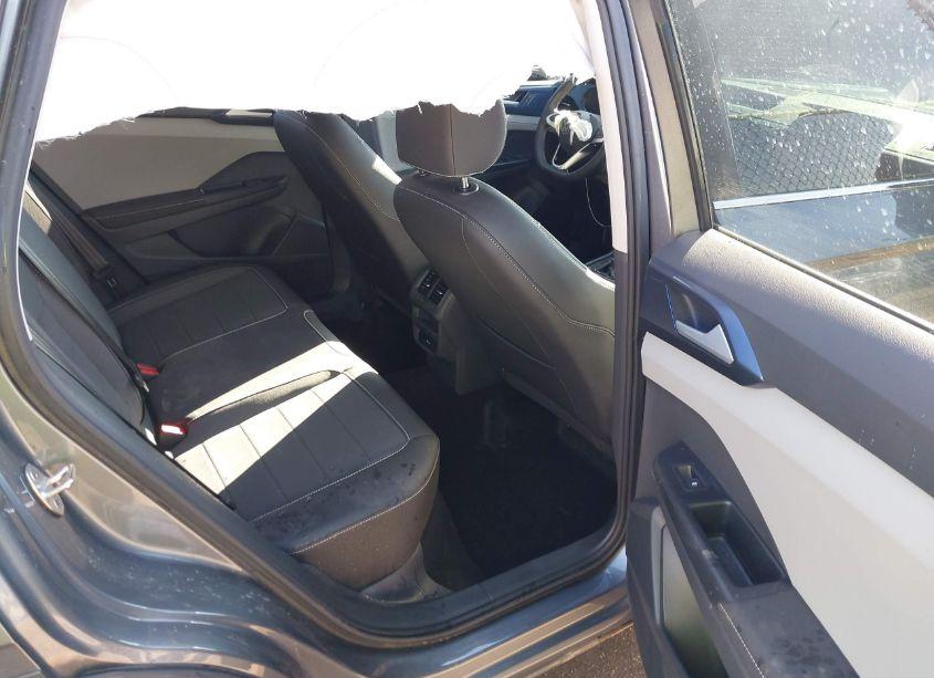 Photo 8 of 2024 Volkswagen Taos 1.5T SE (VIN 3VVUX7B25RM068262)