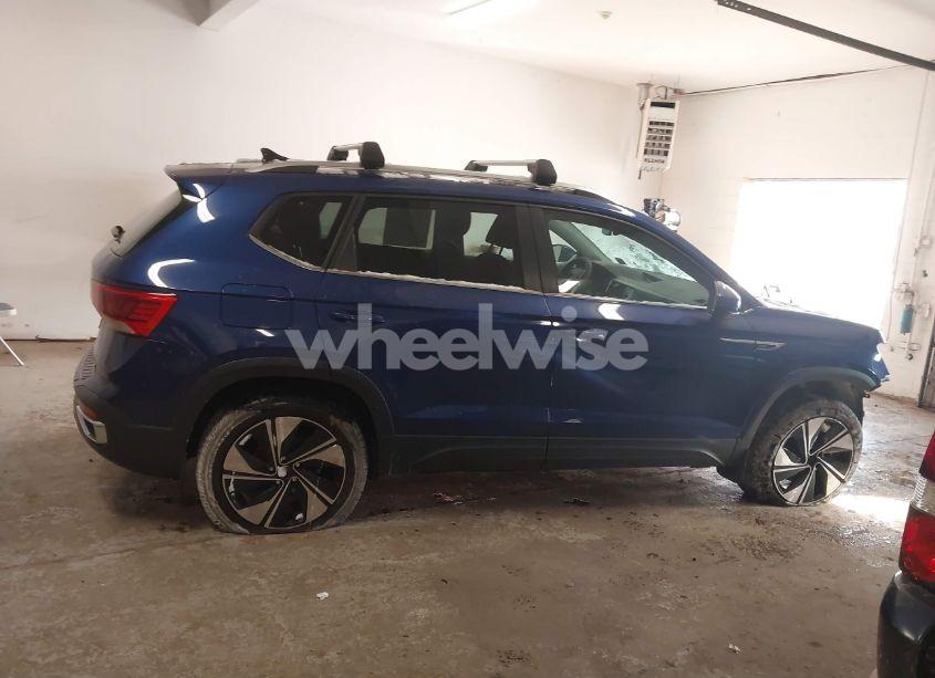 Photo 13 of 2024 Volkswagen Taos 1.5T SE (VIN 3VVUX7B25RM113569)