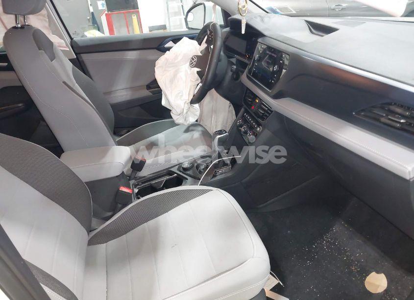 Photo 5 of 2024 Volkswagen Taos 1.5T SE (VIN 3VVUX7B28RM064514)