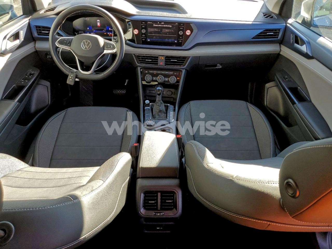 Photo 8 of 2024 VOLKSWAGEN TAOS SE N/A (VIN 3VVUX7B2XRM130769)