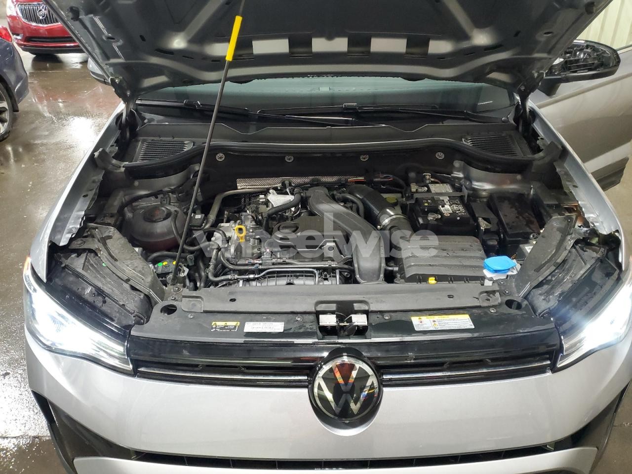 Photo 12 of 2025 VOLKSWAGEN TAOS SE N/A (VIN 3VVVC7B28SM006036)